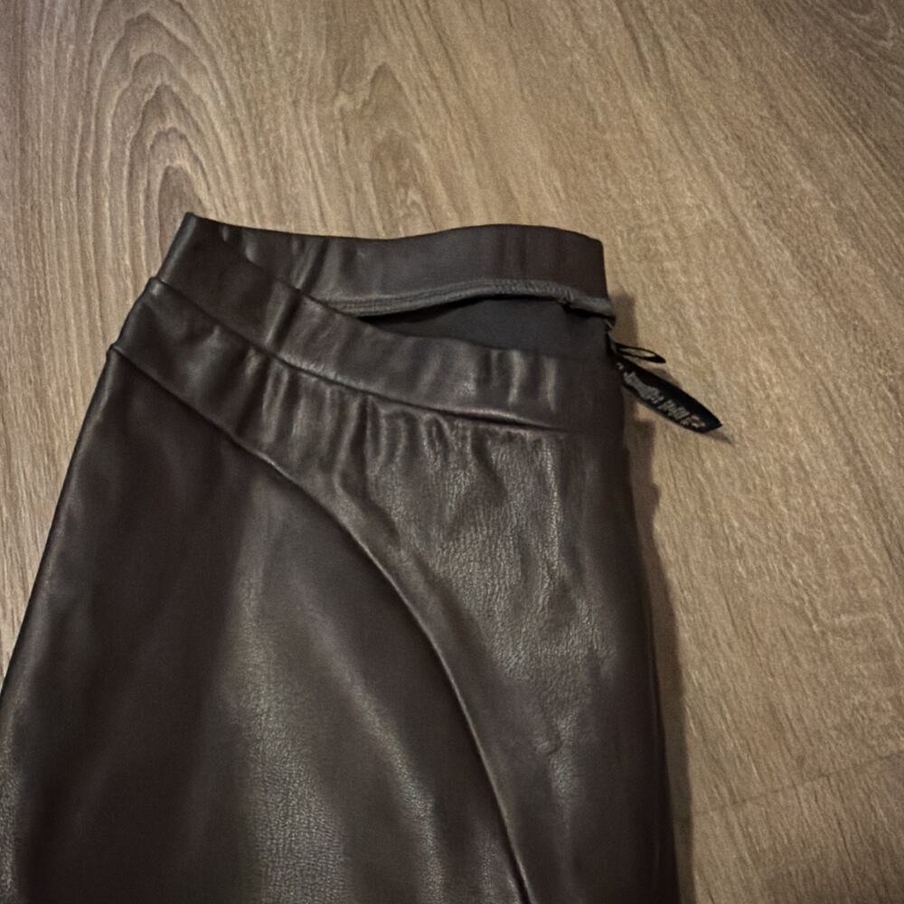 SKIMS Pants Womens Dark Brown Faux Leather Boot Cut Flare High Rise Size L NWOT - Picture 4 of 10